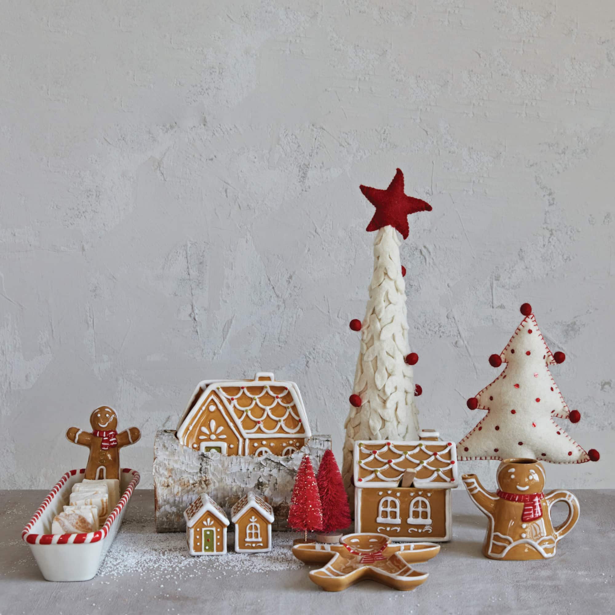 Hello Honey® 14.25" Hand-Painted Candy Cane Edge & Gingerbread Ceramic Cracker Dish
